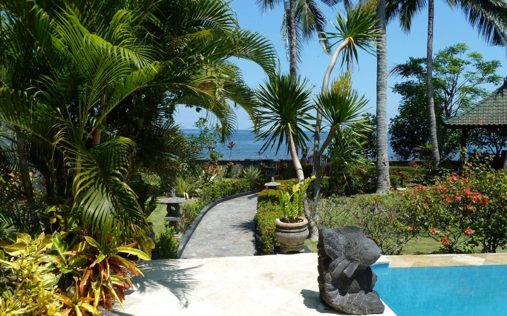 Bali seaside Villa Damai rental rates